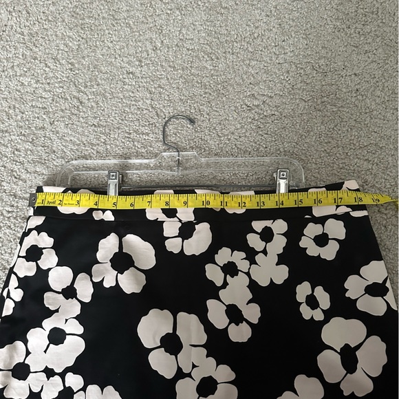 🌼 ANN TATLOR LOFT Blossom Floral Pencil Lined Skirt: Size 14 - Picture 7 of 7
